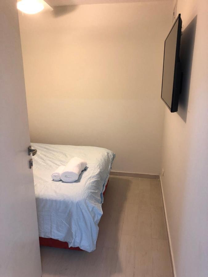 Buchman Apartment Near Center Modi'in Buitenkant foto